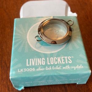 Origami Owl silver locket face